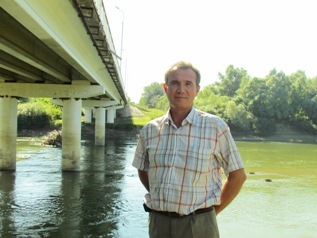 Сергей Григорьевич Ницук сотрудник У-ЛЭС ОАО Кубаньэнерго который обнаружил боеприпас - копия.jpg Сергей Григорьевич Ницук сотрудник У-ЛЭС ОАО Кубаньэнерго который обнаружил боеприпас - копия.jpg